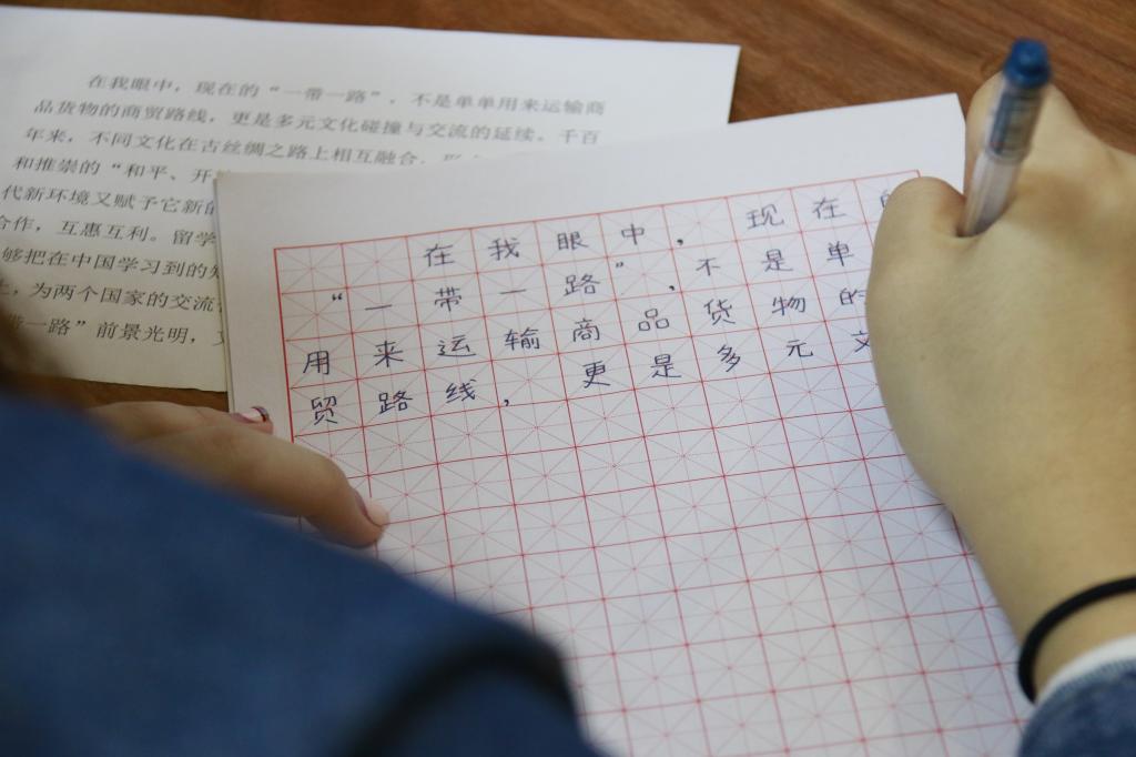 成人影片
