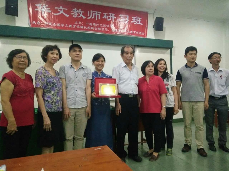 成人影片