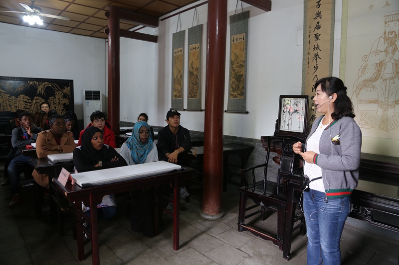 成人影片
