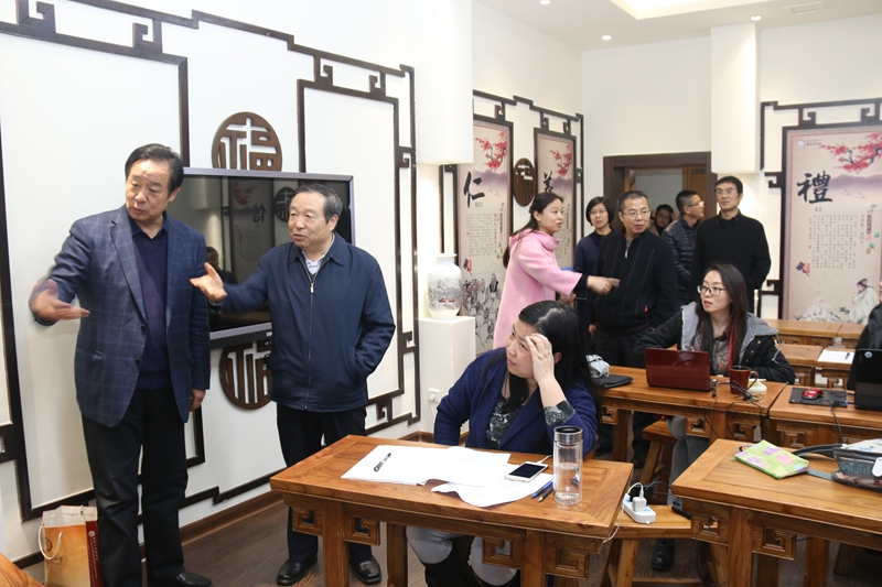 成人影片