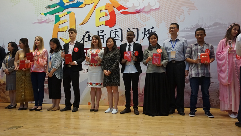 成人影片