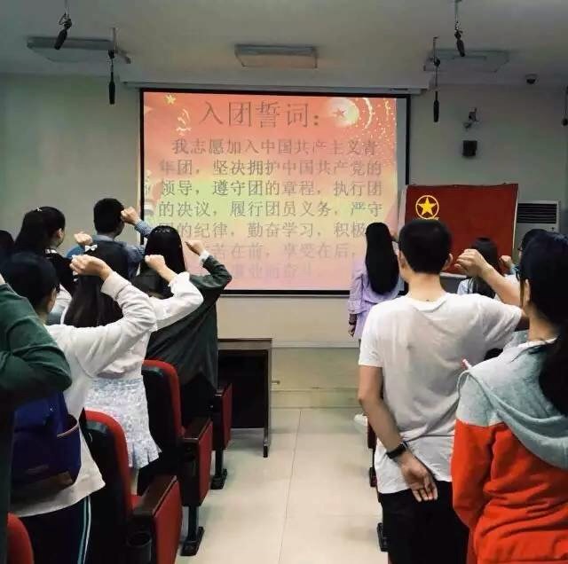 成人影片