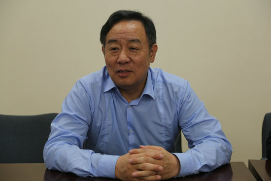 成人影片
