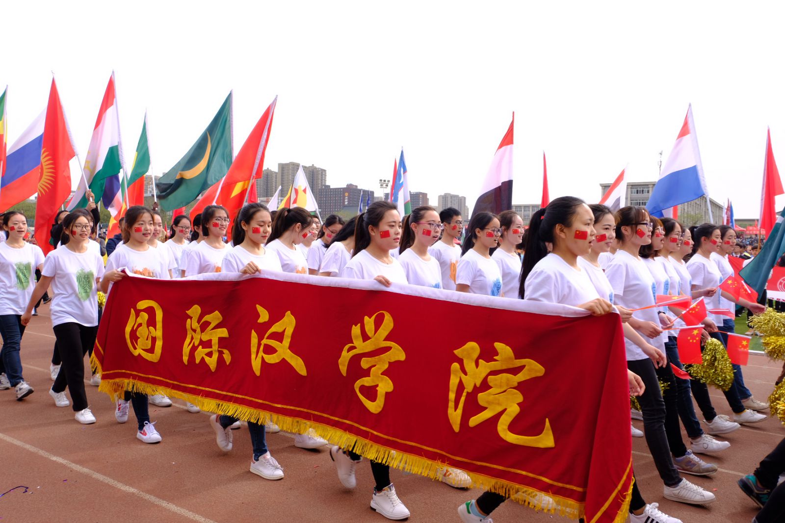 成人影片